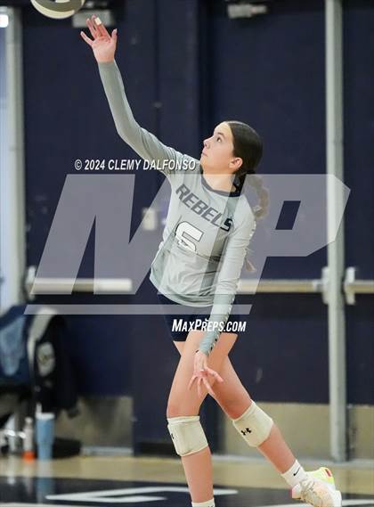 Thumbnail 2 in Valor Christian @ Columbine photogallery.