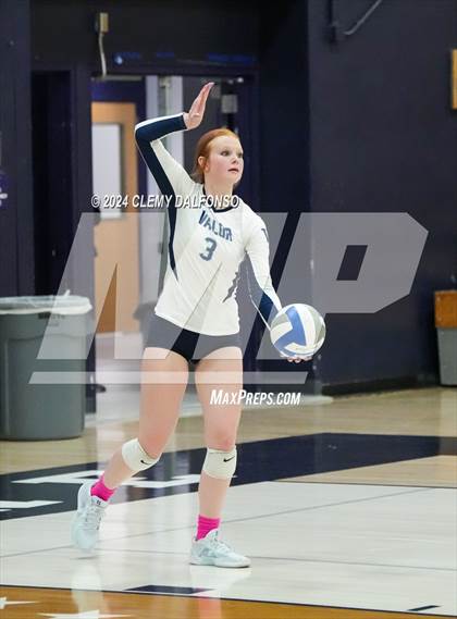 Thumbnail 3 in Valor Christian @ Columbine photogallery.