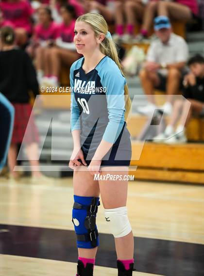 Thumbnail 2 in Valor Christian @ Columbine photogallery.