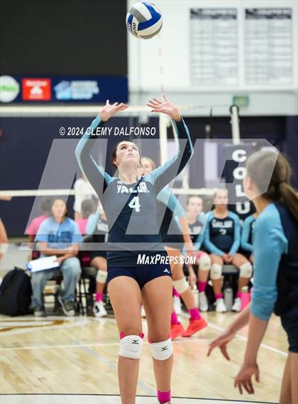 Thumbnail 2 in Valor Christian @ Columbine photogallery.
