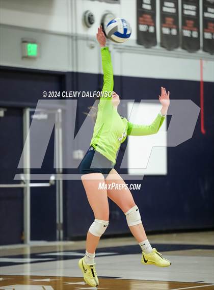 Thumbnail 3 in Valor Christian @ Columbine photogallery.