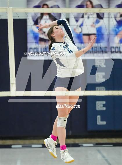 Thumbnail 2 in Valor Christian @ Columbine photogallery.