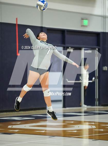Thumbnail 2 in Valor Christian @ Columbine photogallery.