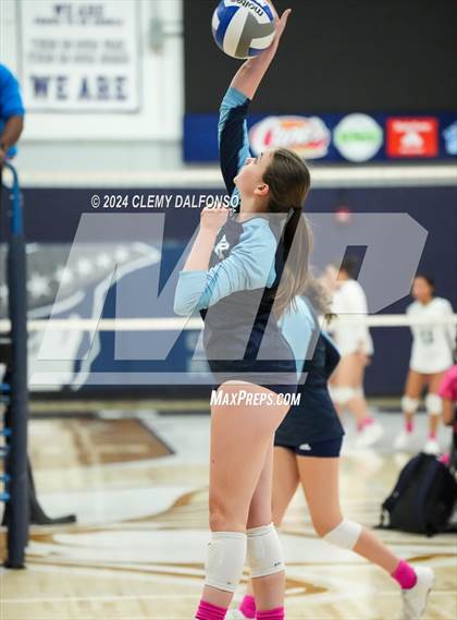 Thumbnail 2 in Valor Christian @ Columbine photogallery.