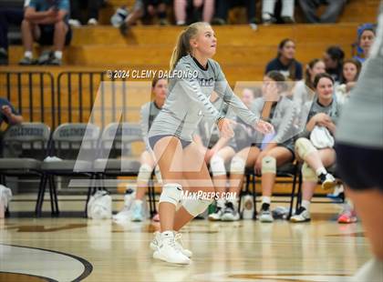 Thumbnail 2 in Valor Christian @ Columbine photogallery.