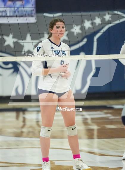 Thumbnail 1 in Valor Christian @ Columbine photogallery.