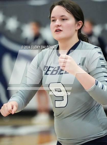 Thumbnail 3 in Valor Christian @ Columbine photogallery.