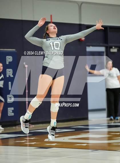 Thumbnail 3 in Valor Christian @ Columbine photogallery.