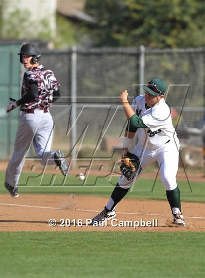 Thumbnail 3 in Desert Mountain @ Horizon photogallery.