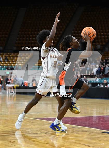 Thumbnail 3 in Windsor vs. Lewis-Palmer (CHSAA 5A Great 8) photogallery.