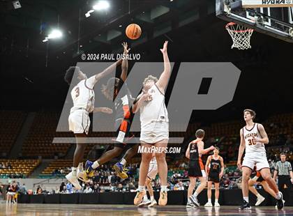 Thumbnail 3 in Windsor vs. Lewis-Palmer (CHSAA 5A Great 8) photogallery.