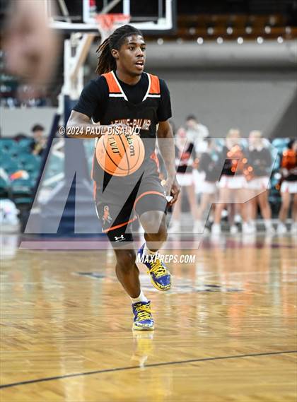 Thumbnail 1 in Windsor vs. Lewis-Palmer (CHSAA 5A Great 8) photogallery.