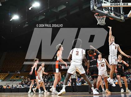 Thumbnail 2 in Windsor vs. Lewis-Palmer (CHSAA 5A Great 8) photogallery.