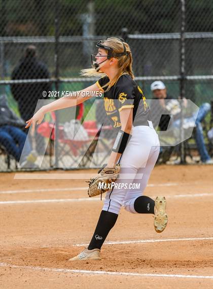 Thumbnail 1 in Sequoyah vs. River Ridge photogallery.