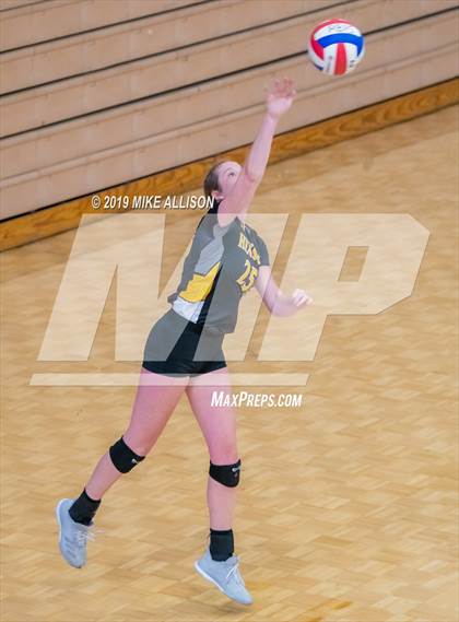 Thumbnail 3 in Hixson vs Ooltewah (Choo Choo Classic) photogallery.