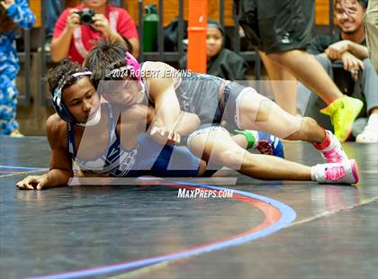 Thumbnail 3 in Round Robin Tournament photogallery.