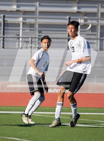 Thumbnail 3 in St. Paul vs Gladstone photogallery.