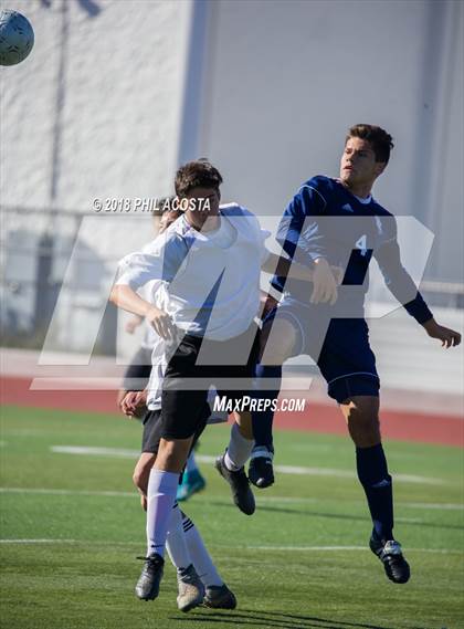 Thumbnail 2 in St. Paul vs Gladstone photogallery.