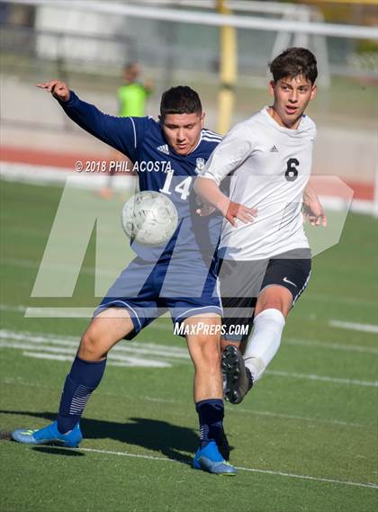 Thumbnail 2 in St. Paul vs Gladstone photogallery.