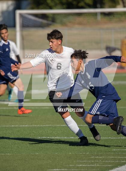 Thumbnail 2 in St. Paul vs Gladstone photogallery.