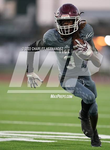 Thumbnail 1 in Cedar Park @ A&M Consolidated photogallery.