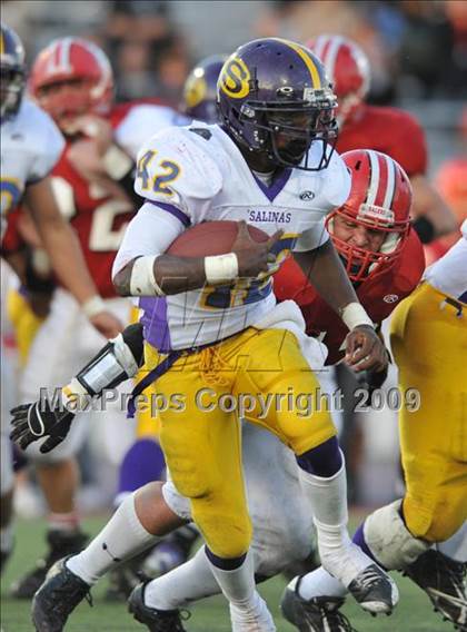 Thumbnail 3 in Salinas vs. San Benito (CIF CCS D1 Playoffs) photogallery.