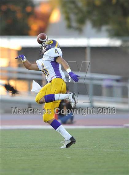 Thumbnail 2 in Salinas vs. San Benito (CIF CCS D1 Playoffs) photogallery.
