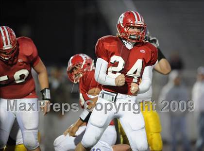 Thumbnail 1 in Salinas vs. San Benito (CIF CCS D1 Playoffs) photogallery.