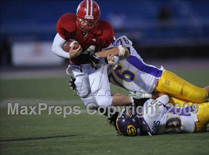 Thumbnail 2 in Salinas vs. San Benito (CIF CCS D1 Playoffs) photogallery.