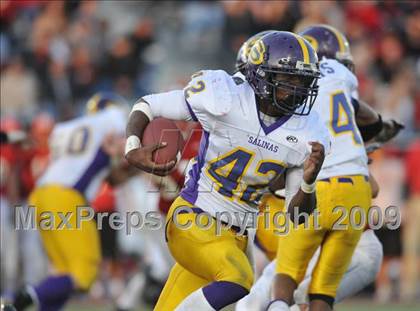 Thumbnail 1 in Salinas vs. San Benito (CIF CCS D1 Playoffs) photogallery.