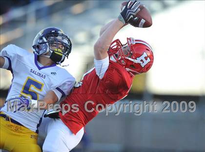 Thumbnail 3 in Salinas vs. San Benito (CIF CCS D1 Playoffs) photogallery.