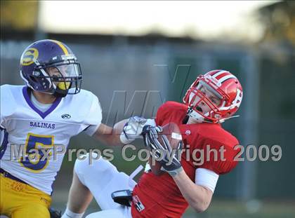 Thumbnail 2 in Salinas vs. San Benito (CIF CCS D1 Playoffs) photogallery.