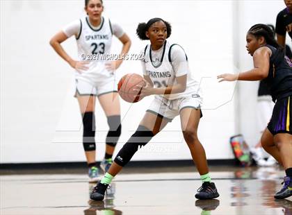Thumbnail 3 in Lynwood vs. Orangewood Academy photogallery.