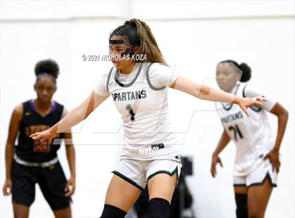Thumbnail 2 in Lynwood vs. Orangewood Academy photogallery.