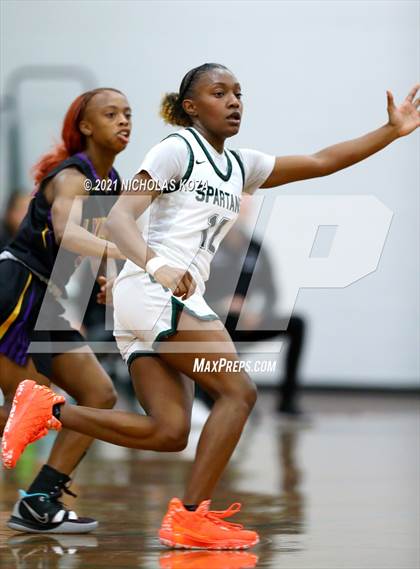Thumbnail 1 in Lynwood vs. Orangewood Academy photogallery.