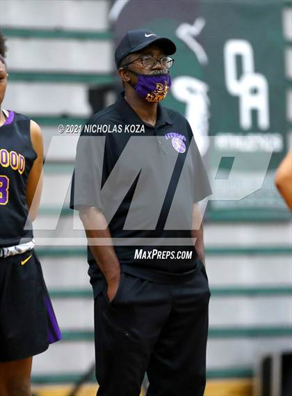 Thumbnail 1 in Lynwood vs. Orangewood Academy photogallery.