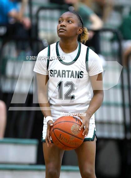 Thumbnail 1 in Lynwood vs. Orangewood Academy photogallery.