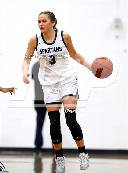 Thumbnail 3 in Lynwood vs. Orangewood Academy photogallery.