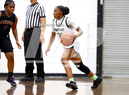 Thumbnail 2 in Lynwood vs. Orangewood Academy photogallery.
