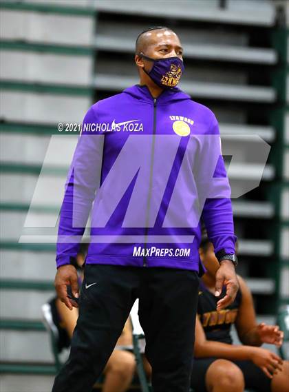 Thumbnail 2 in Lynwood vs. Orangewood Academy photogallery.
