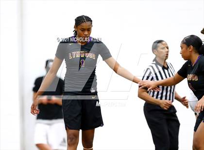 Thumbnail 2 in Lynwood vs. Orangewood Academy photogallery.