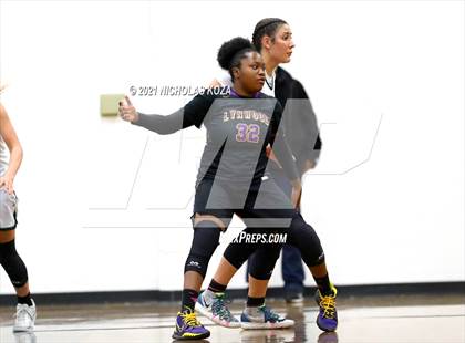 Thumbnail 1 in Lynwood vs. Orangewood Academy photogallery.