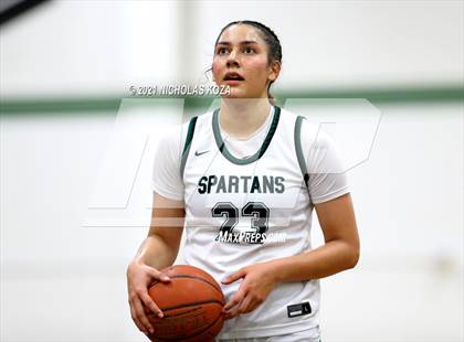 Thumbnail 2 in Lynwood vs. Orangewood Academy photogallery.