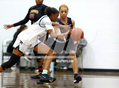 Thumbnail 3 in Lynwood vs. Orangewood Academy photogallery.