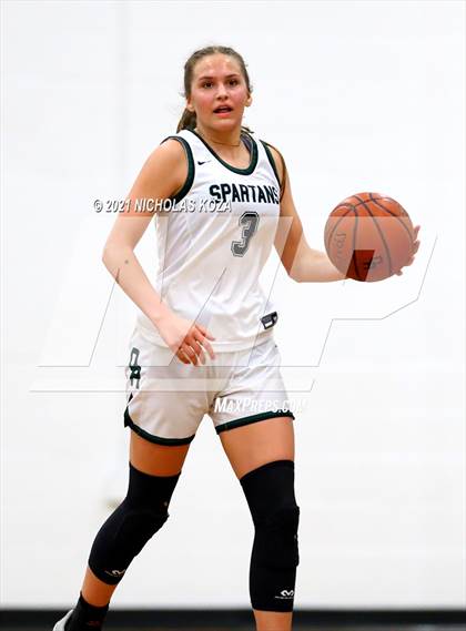 Thumbnail 3 in Lynwood vs. Orangewood Academy photogallery.