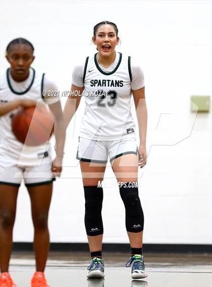 Thumbnail 1 in Lynwood vs. Orangewood Academy photogallery.