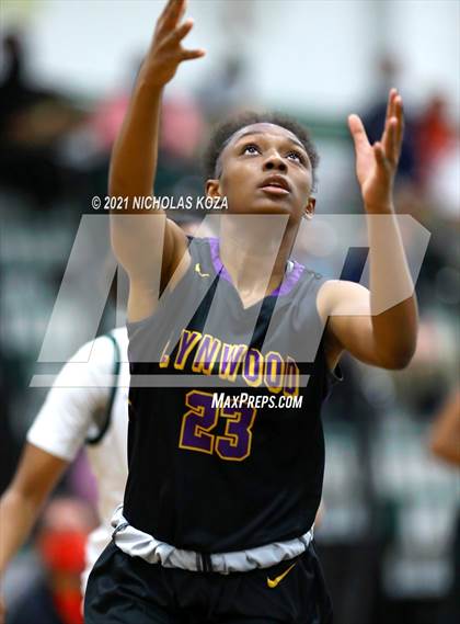 Thumbnail 2 in Lynwood vs. Orangewood Academy photogallery.