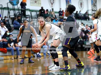 Thumbnail 3 in Lynwood vs. Orangewood Academy photogallery.