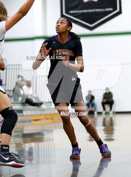 Thumbnail 2 in Lynwood vs. Orangewood Academy photogallery.