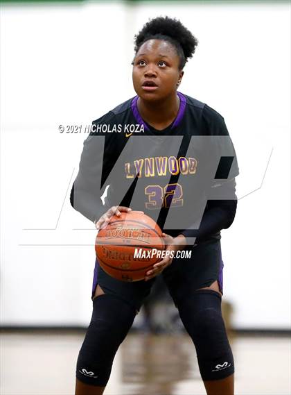Thumbnail 1 in Lynwood vs. Orangewood Academy photogallery.